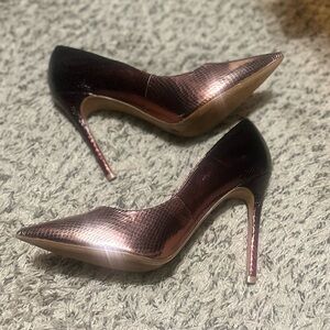 ALDO Lala Bronze Metallic Ombre Snakeskin Embossed Pump - Size 10